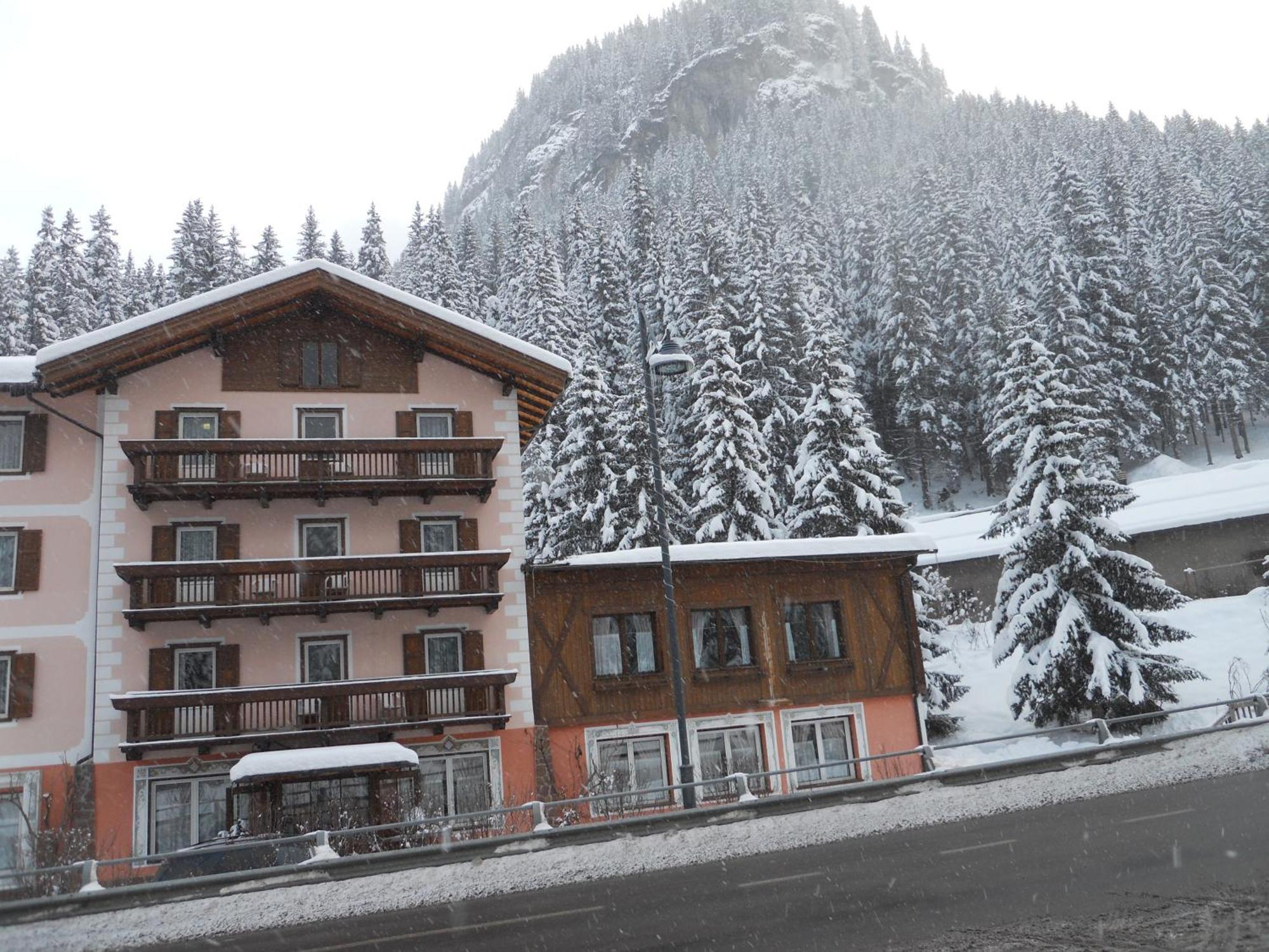 Hotel Villa Agomer Penia Zewnętrze zdjęcie